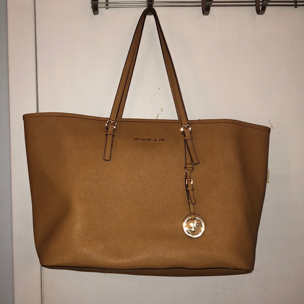 Michael Kors Jet Set Travel Tote with dust bag